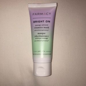 Bright On Massage-Activated Vitamin C Mask